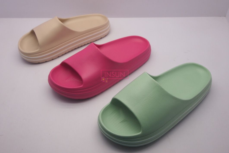 INJECTION SLIDE SLIPPERS