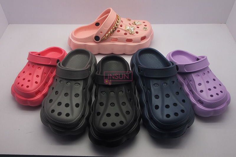 CLOGS