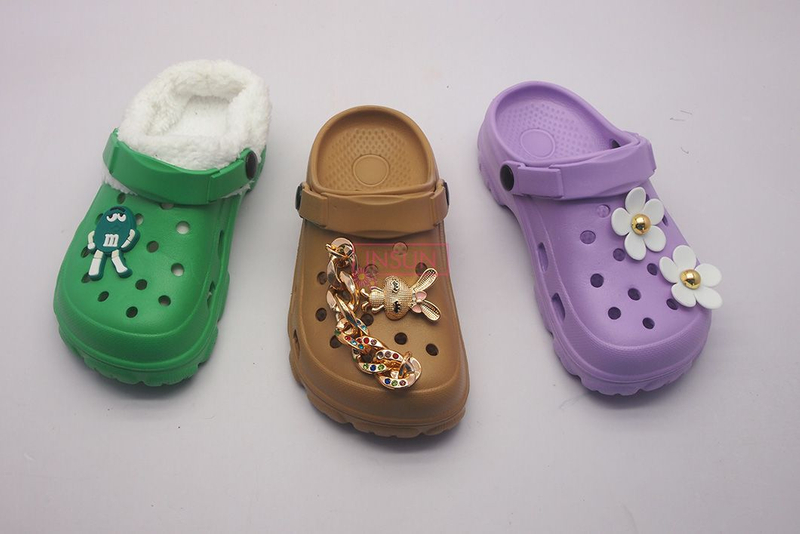 CLOGS