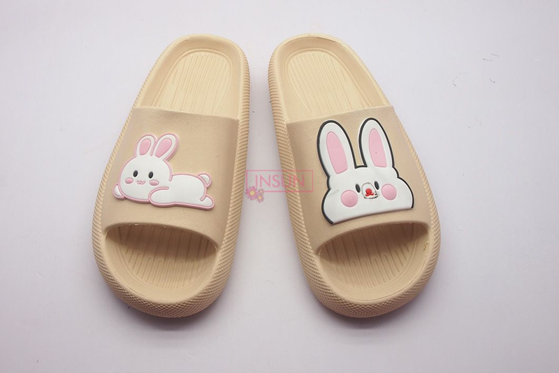 INJECTION SLIDE SLIPPERS