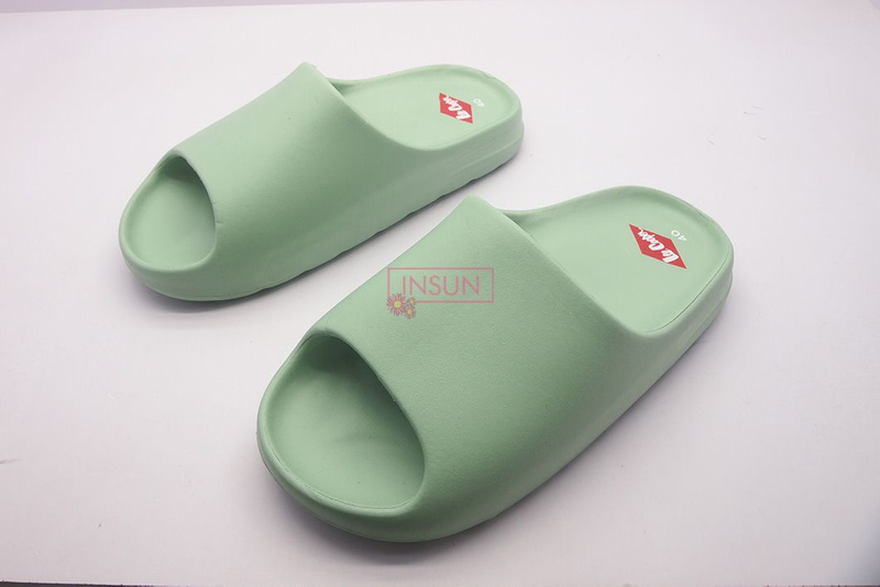 INJECTION SLIDE SLIPPERS