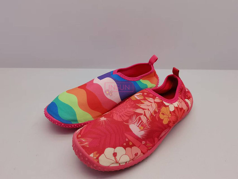 AQUA SHOES