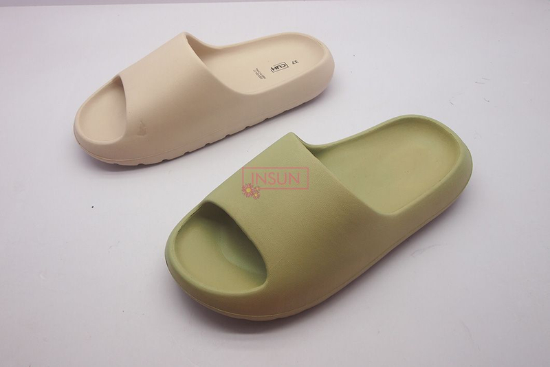 INJECTION SLIDE SLIPPERS
