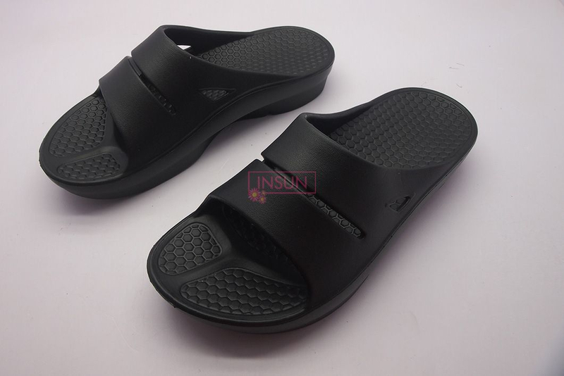 INJECTION SLIDE SLIPPERS