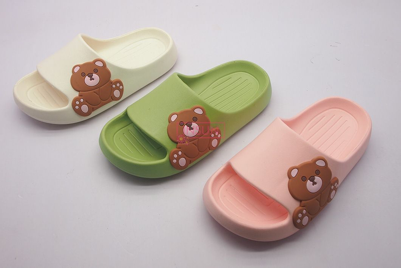 INJECTION SLIDE SLIPPERS