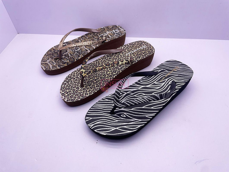 EVA SLIPPERS