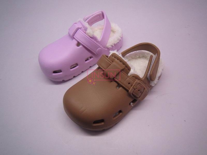 CHILD CLOG