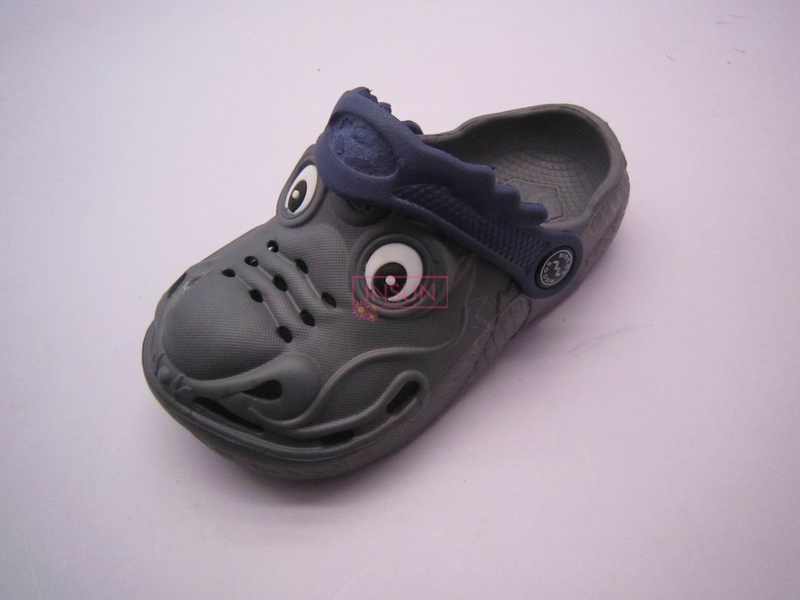 CHILD CLOG