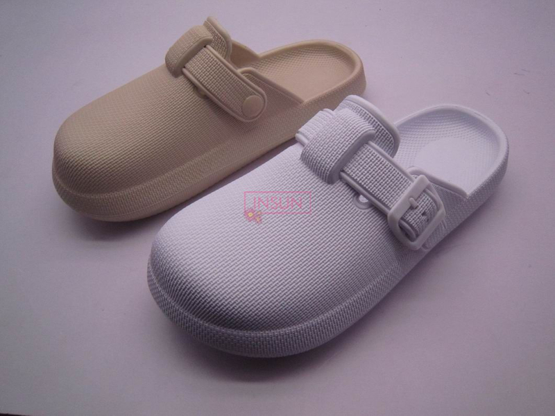 WOMEN CLOG