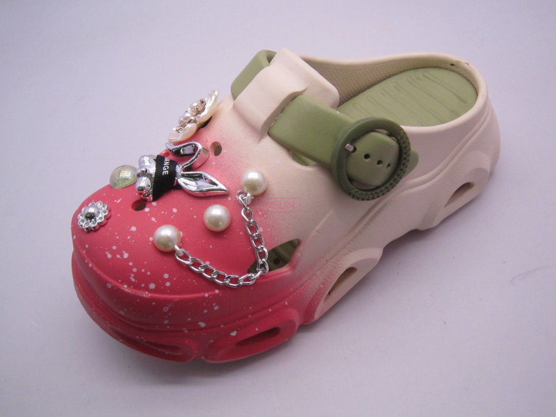 WOMEN CLOG