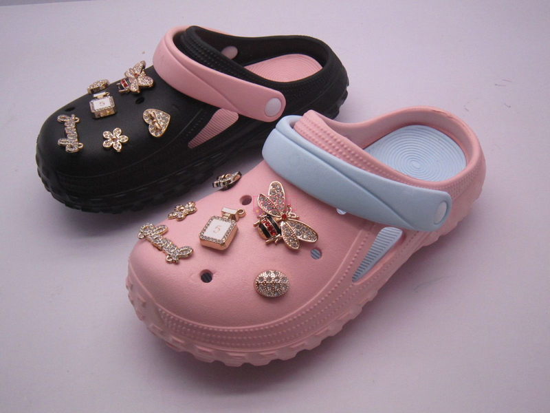 WOMEN CLOG