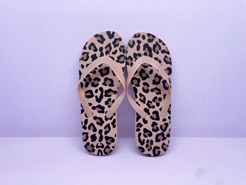 FLIP FLOPS