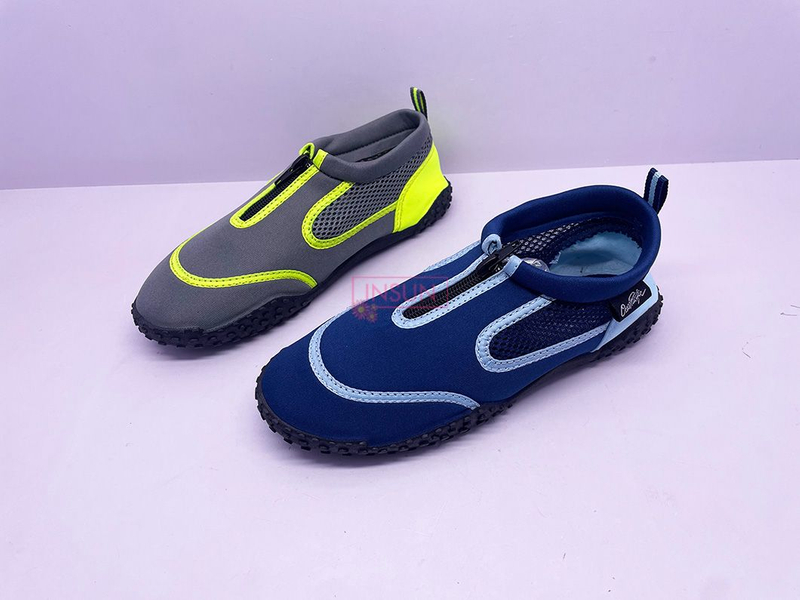 AQUA SHOES