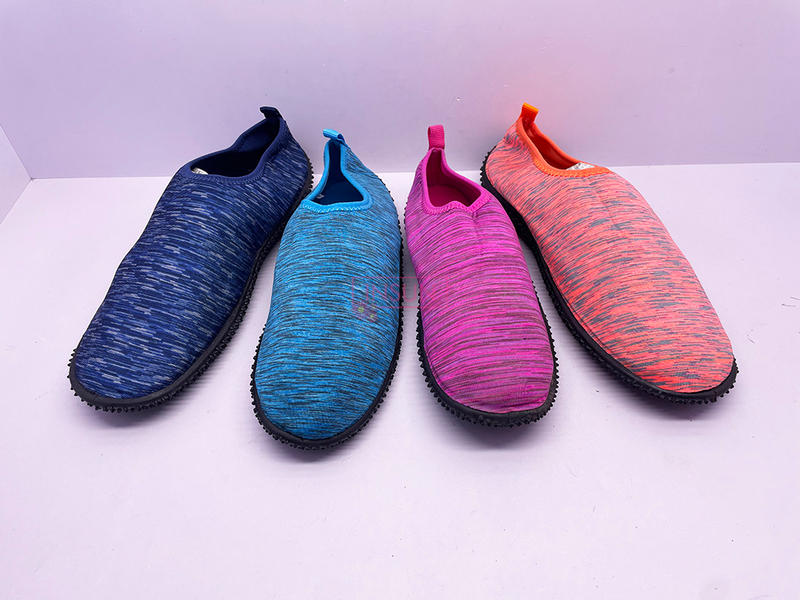AQUA SHOES