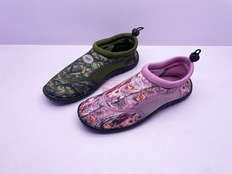 AQUA SHOES
