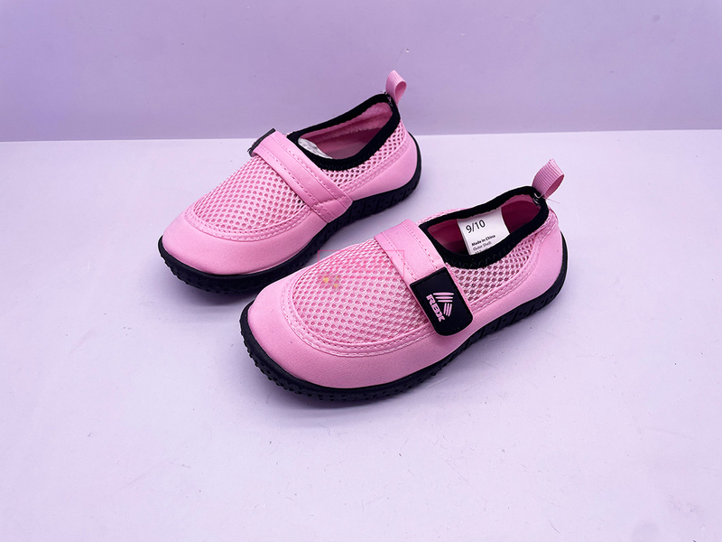 AQUA SHOES