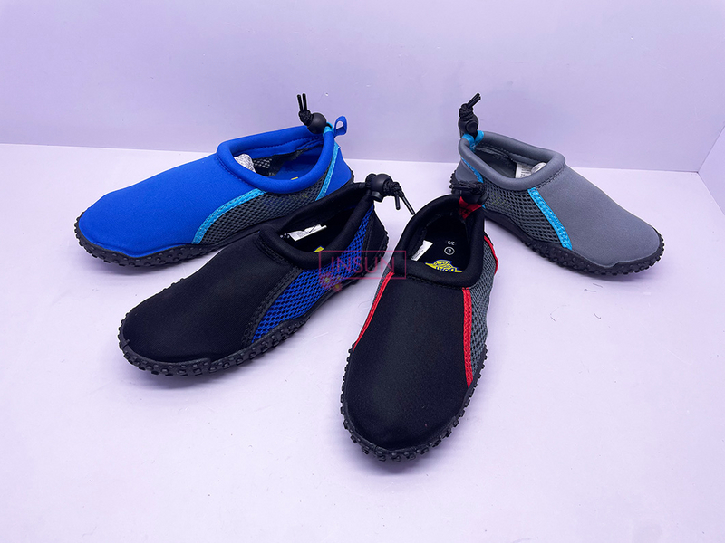 AQUA SHOES