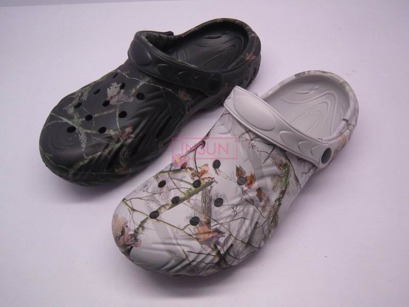 MEN CLOGS