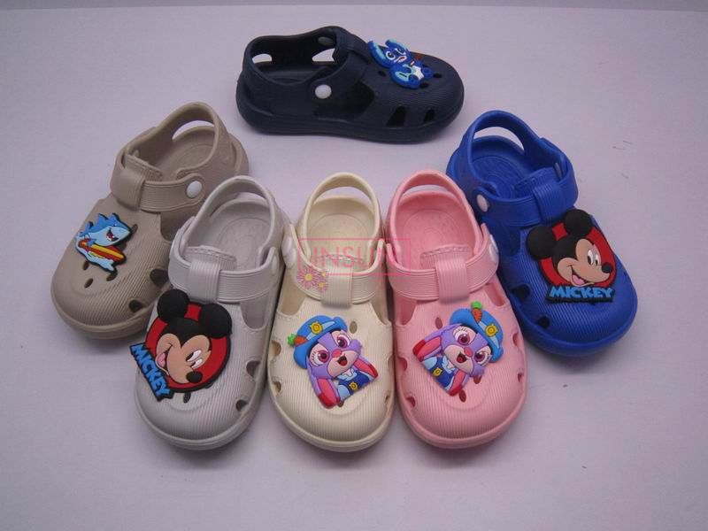 CHILD CLOGS