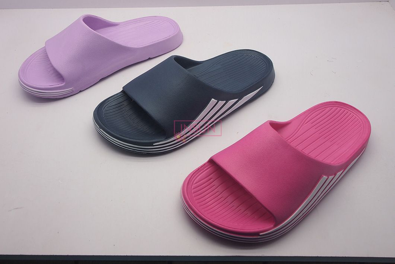 INJECTION SLIDE SLIPPERS