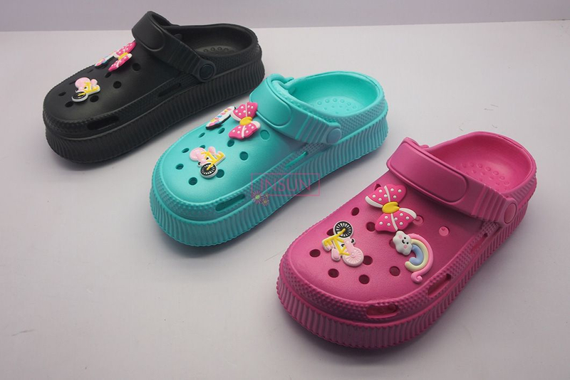 CLOGS