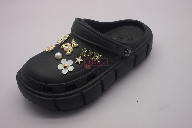 CLOGS