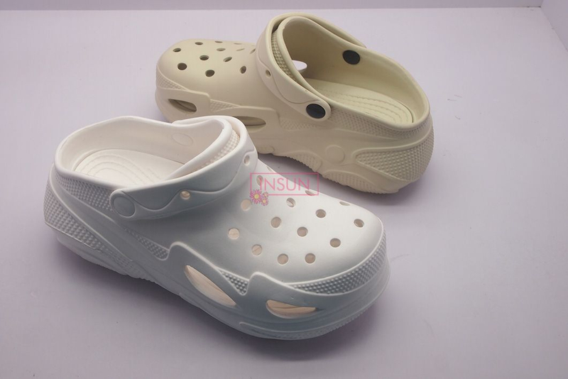 CLOGS