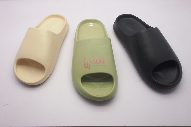 INJECTION SLIDE SLIPPERS