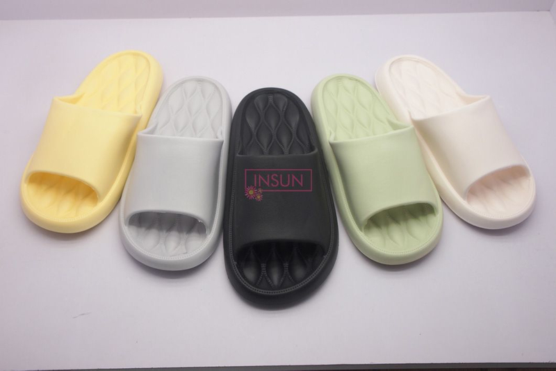 INJECTION SLIDE SLIPPERS