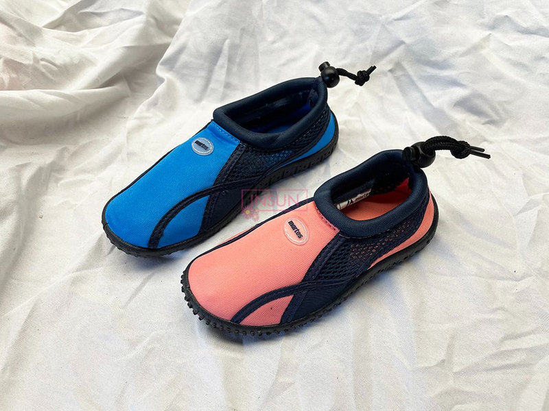 AQUA SHOES