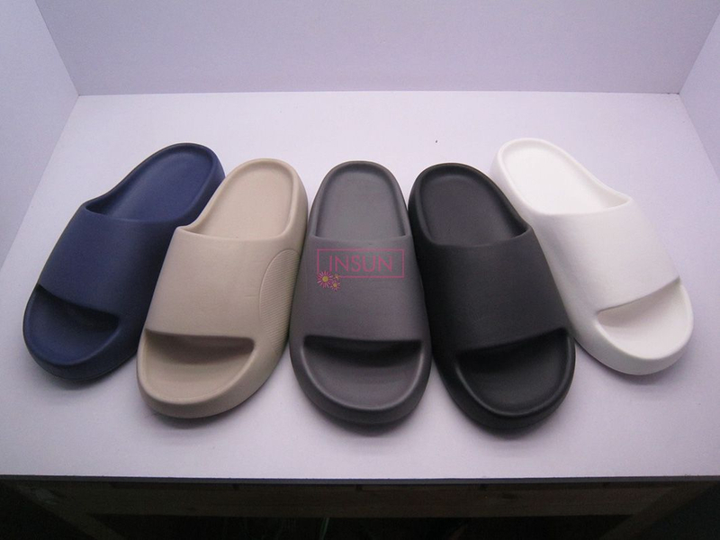 INJECTION SLIDE SLIPPERS