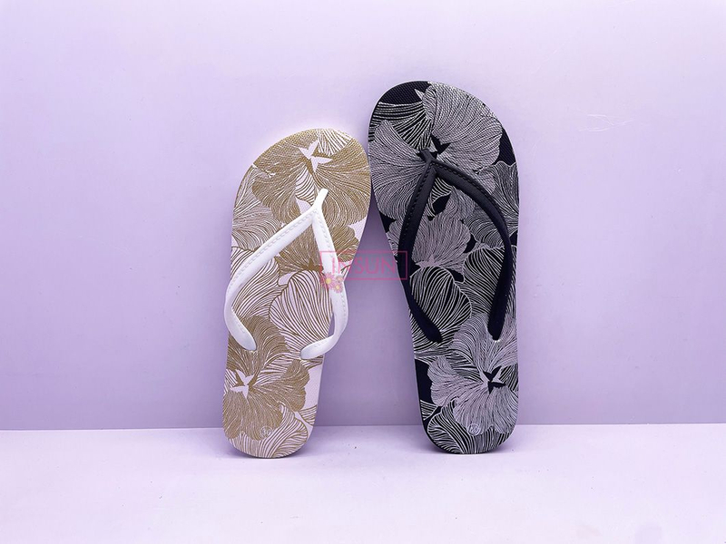 FLIP FLOPS