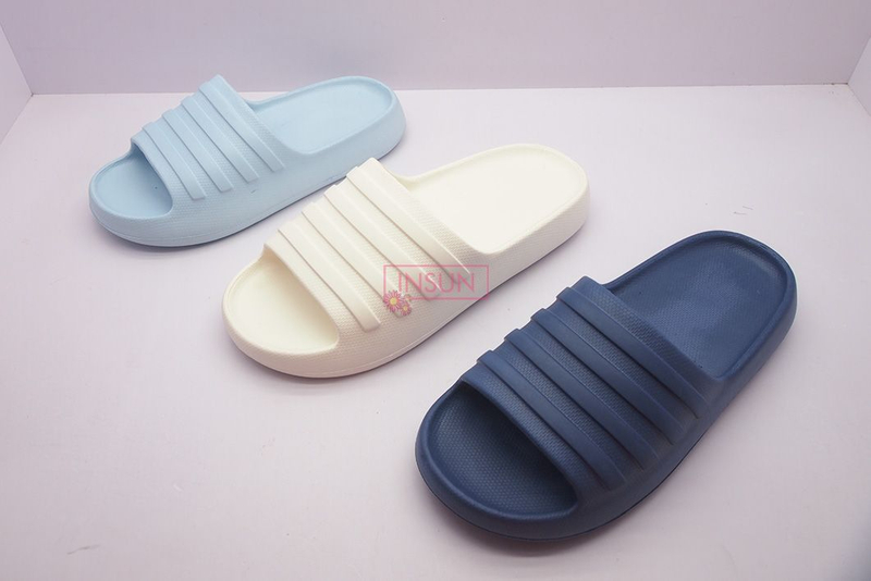 INJECTION SLIDE SLIPPERS