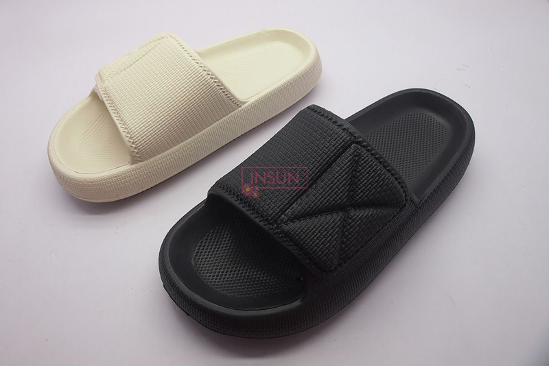 INJECTION SLIDE SLIPPERS