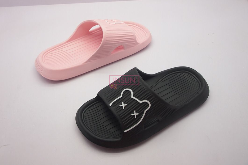 INJECTION SLIDE SLIPPERS