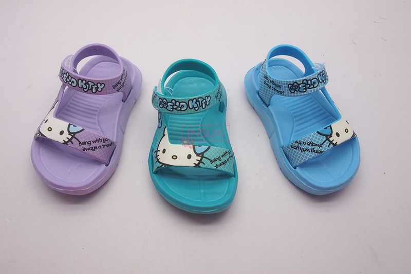 INJECTION SLIDE SLIPPERS