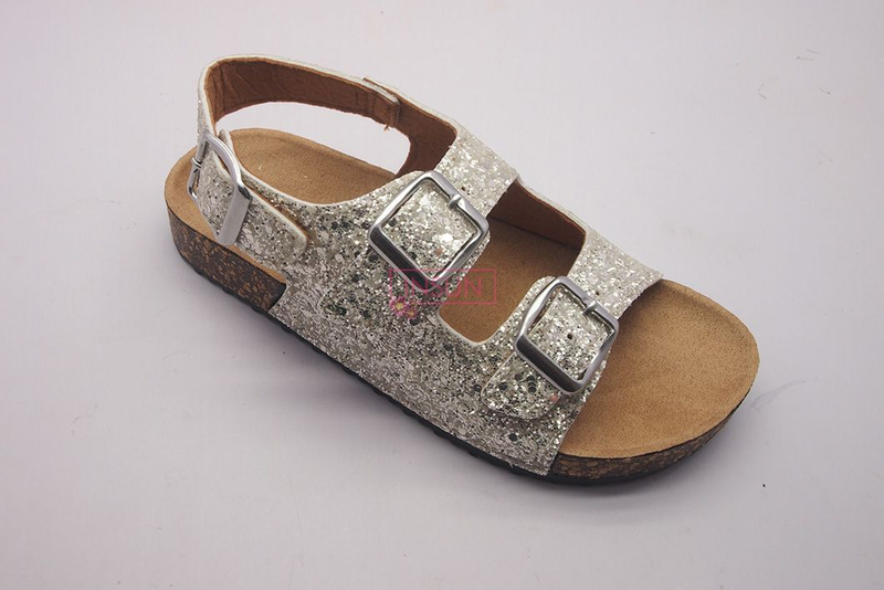 INJECTION SLIDE SLIPPERS