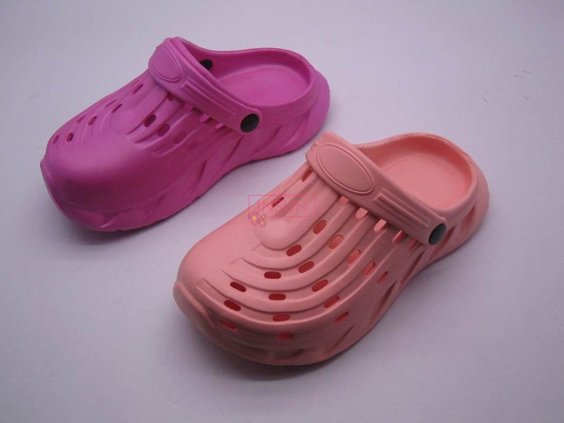 CHILD CLOG