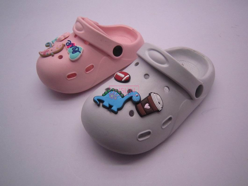 CHILD CLOG
