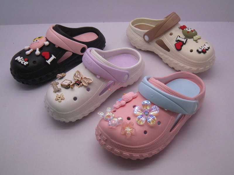 WOMEN CLOG
