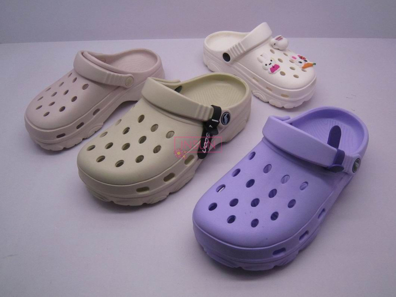 WOMEN CLOG