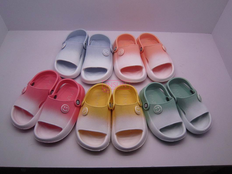 INJECTION SLIDE CHLID SLIPPERS