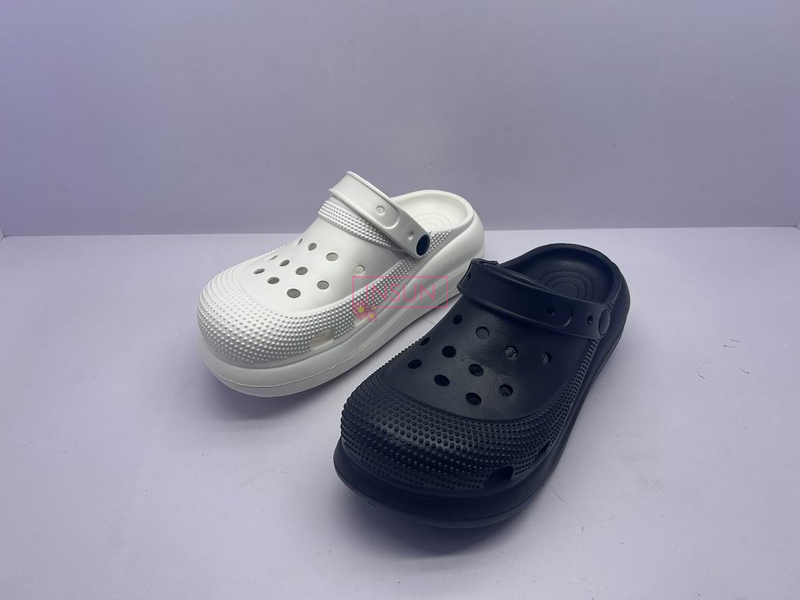 WOMEN CLOG
