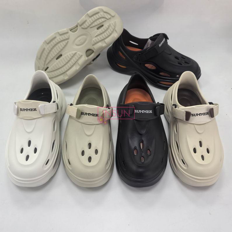 MEN CLOGS
