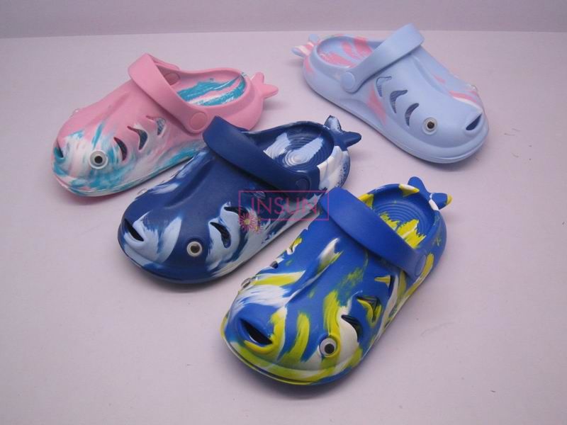 CHILD CLOGS