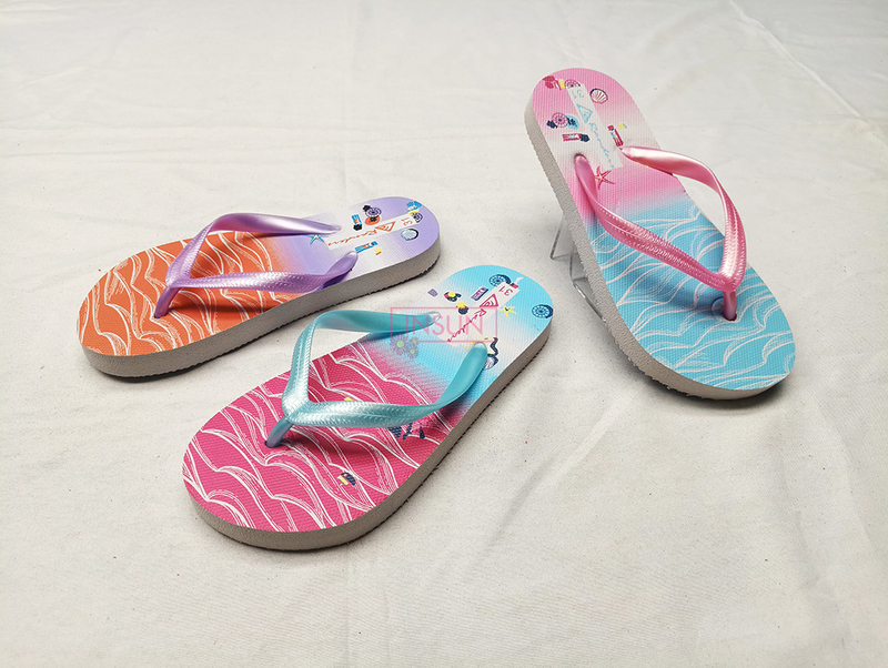 FLIP FLOPS