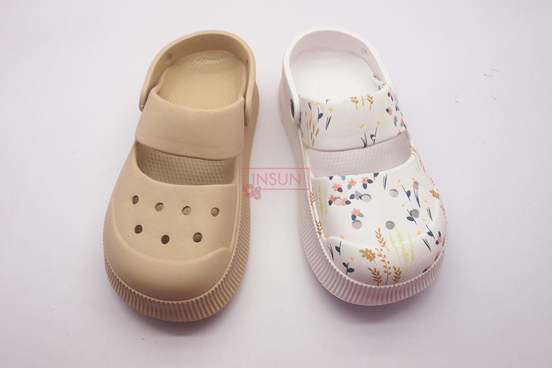 CLOGS