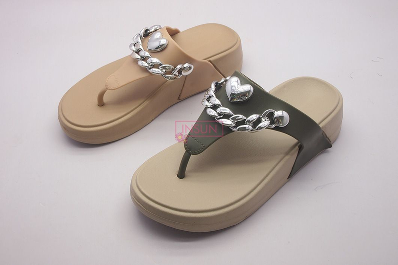 INJECTION THONG STRAP