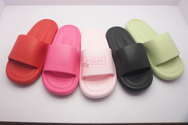 INJECTION SLIDE SLIPPERS