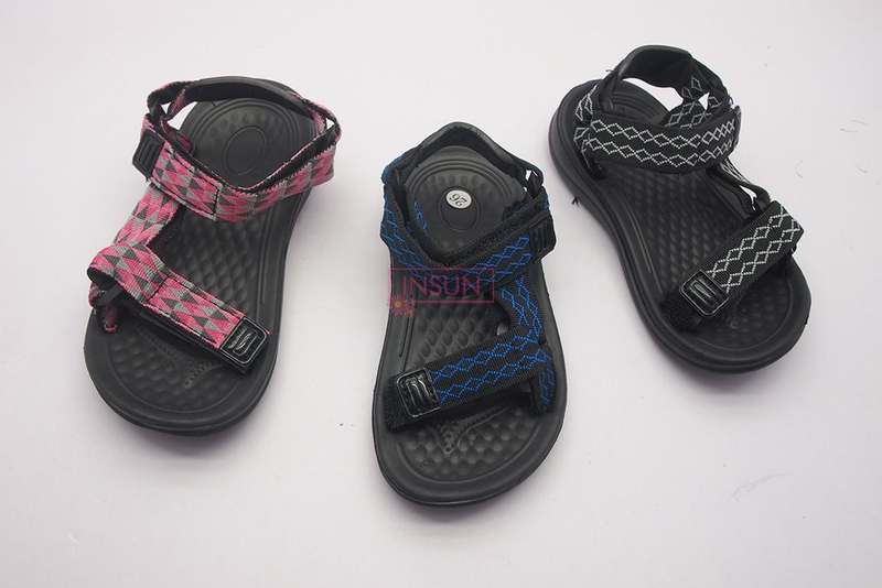 INJECTION SLIDE SLIPPERS
